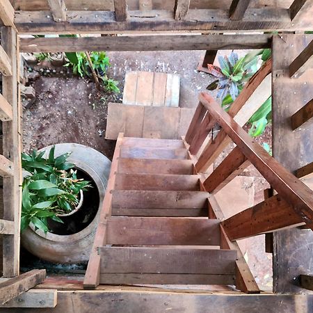 Ratanakiri Homestay & Jungle Trek Banlung Exterior foto
